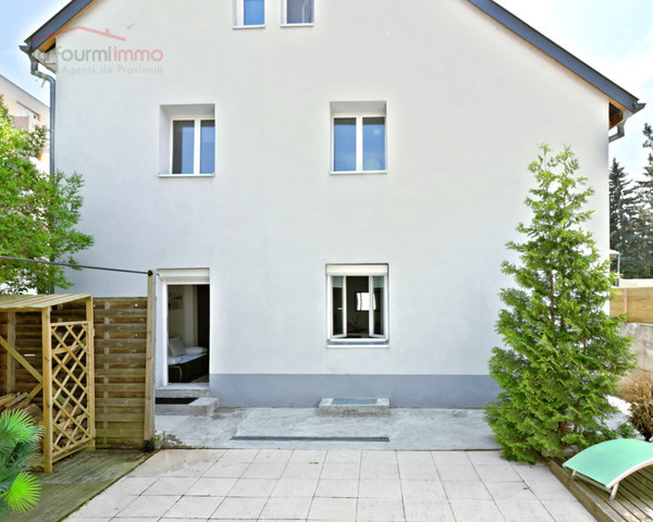Vendu : Maison à Huningue 4 pièces 110 m² (68330) - Maison avec terrasse à Huningue 68330