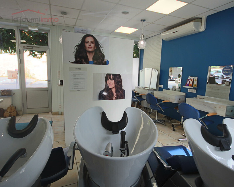 fonds de commerce salon de coiffure à Esbly - Img 7256