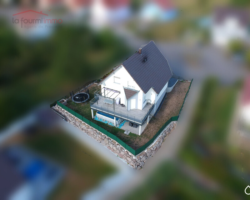 Maison à Forstheim - Drone floutee