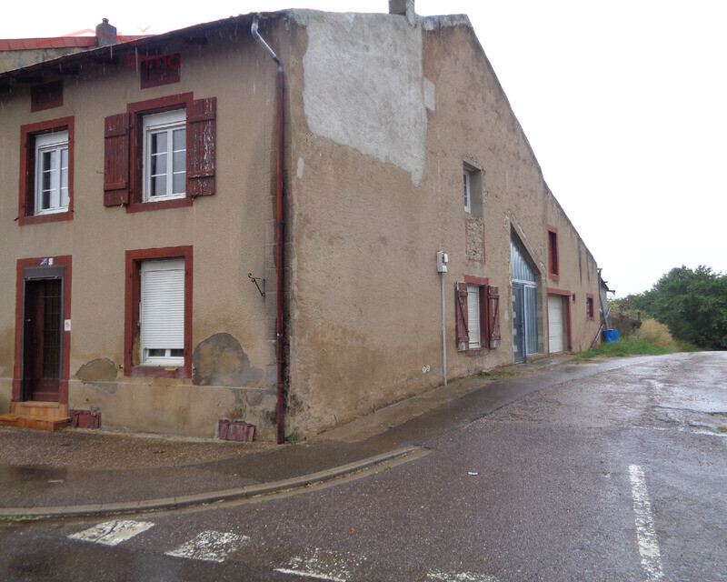 Vends à Volmerange-lès-Boulay une maison lorraine en rénovation - Facade maison