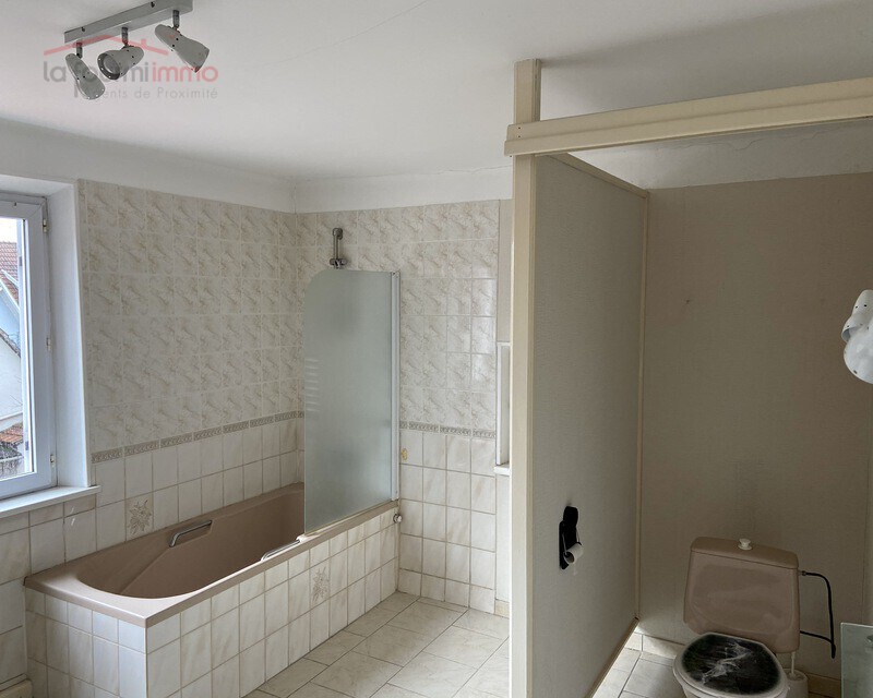 Maison 6 pièces 135m²  - Salle de bain