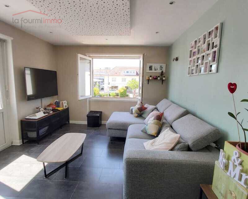 Bel appartement F3 Duplex avec terrasse à illzach centre - Whatsapp image 2021-06-15 at 14.40.16