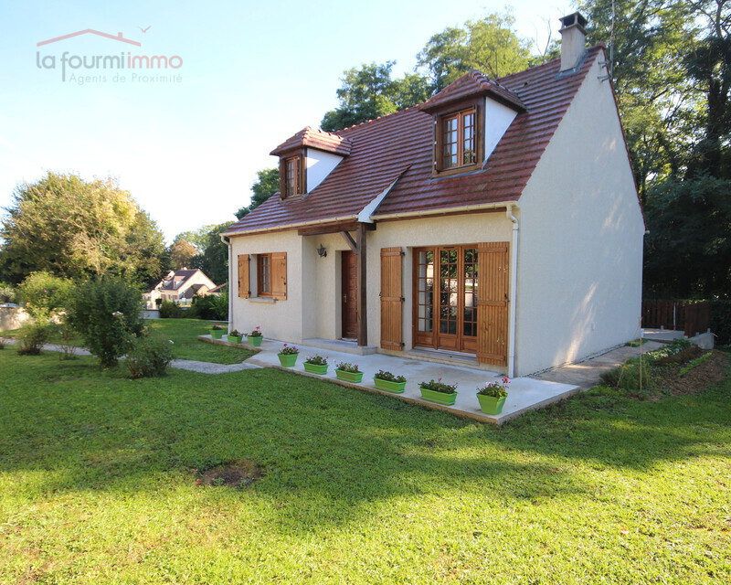 Maison traditionnelle de  90 m² à Coupvray avec terrain de 951 m² - Img 8773