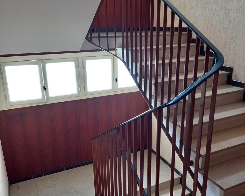 Le Perreux-sur-Marne (94170) Appartement 4 pièces 74m2 - Escalier