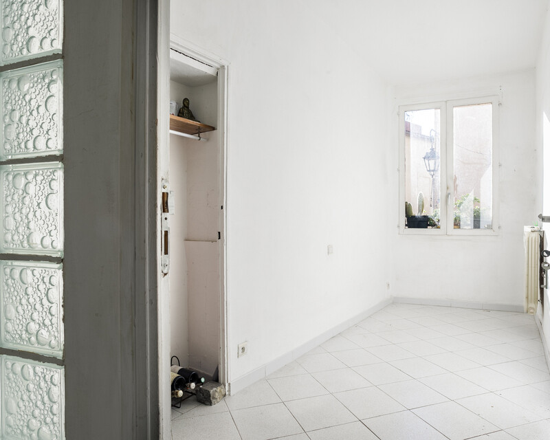 Appartement  T3  - duplex -  63 m2  Marseille  13002 - "Le Panier" - Bureau 