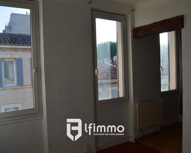 Appartement de type 2  - Gouilly rue st cecile 002