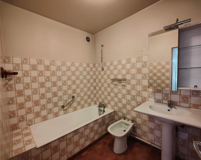 Appartement T4 proche centre ville - Salle de bain