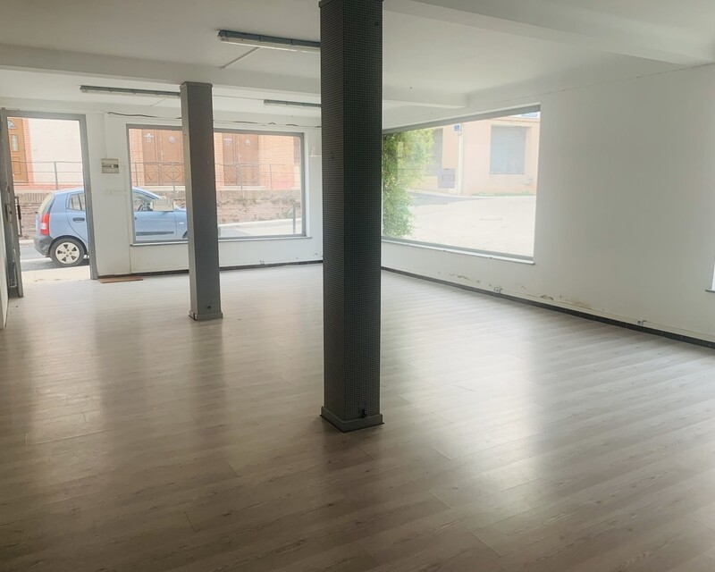 Local Commercial 60 m2 - Img 1869