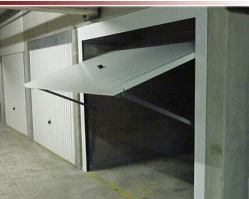 Schiltigheim Ouest : Garage  - Garage box porte basculante 20220913